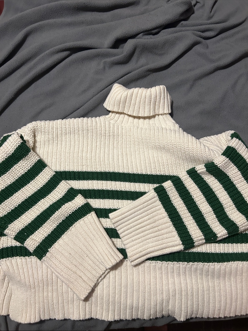 madewell cropped turtleneck | euc | xl